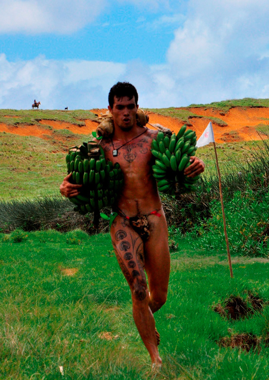 Tapati, triathlon, course autour du lac avec régimes de banane
