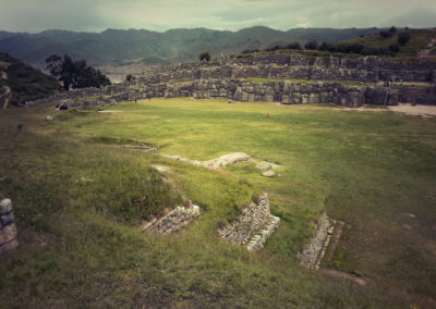 Sacsayhuaman : des zig-zags et des légendes