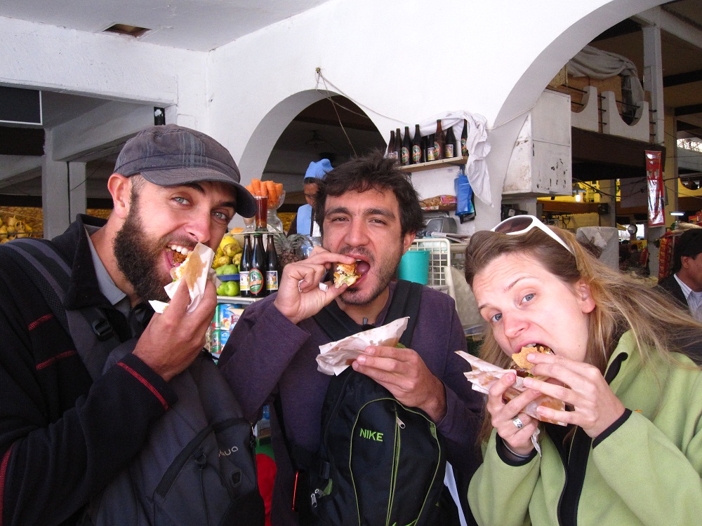 Sucre, dégustation de sandwich au chorizo au mercado